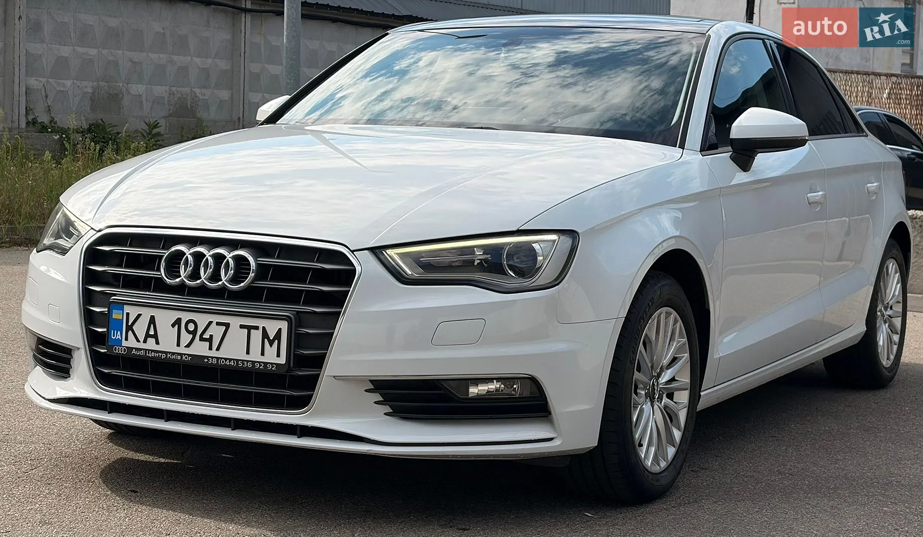 Audi A3 2016 VIN WAUZZZ8V4G1112304 фото оголошення 16 з 20