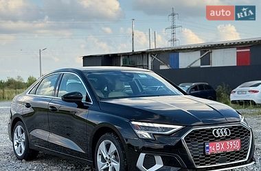Седан Audi A3 2023 в Львові