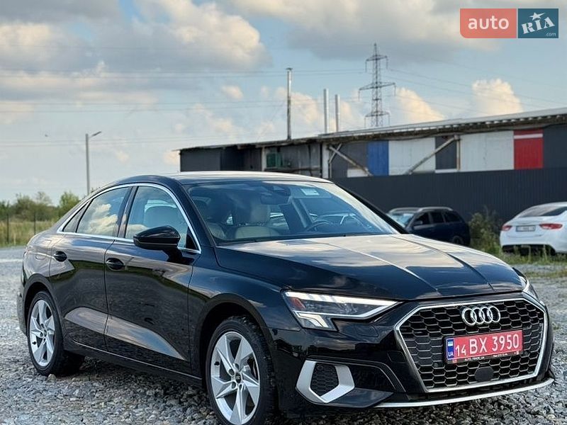 Седан Audi A3 2023 в Львові