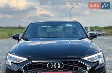 Седан Audi A3 2023 в Львові