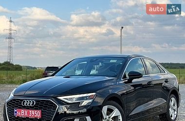 Седан Audi A3 2023 в Львові