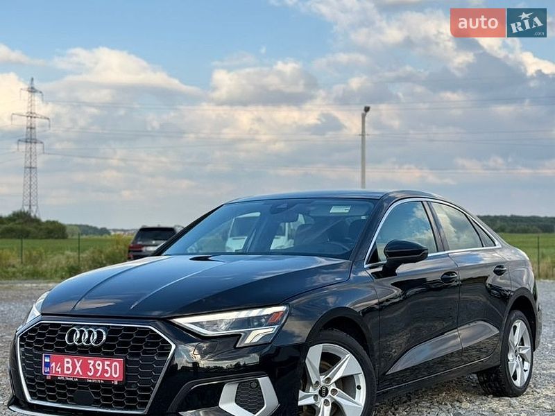 Седан Audi A3 2023 в Львові