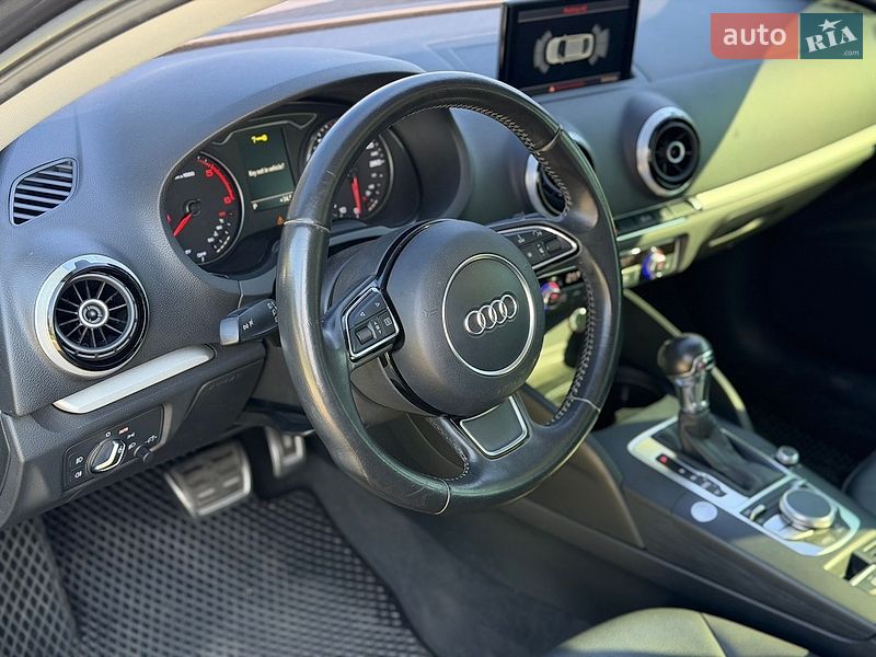 Седан Audi A3 2015 в Одесі