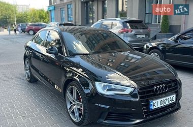 Седан Audi A3 2016 в Киеве