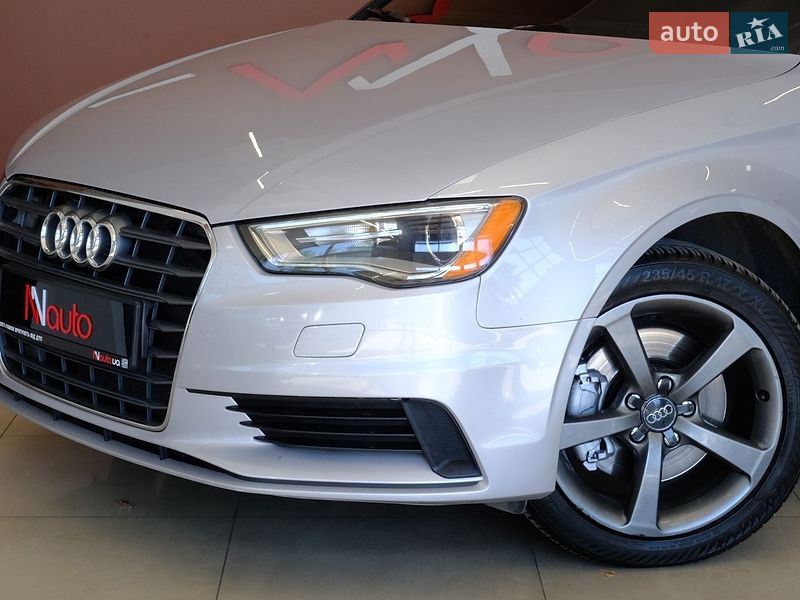 Седан Audi A3 2015 в Одессе