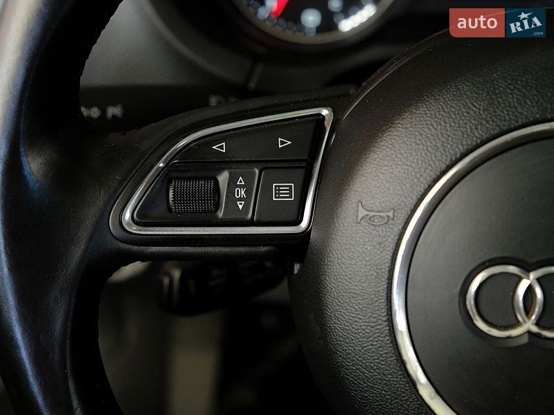 Седан Audi A3 2015 в Одессе