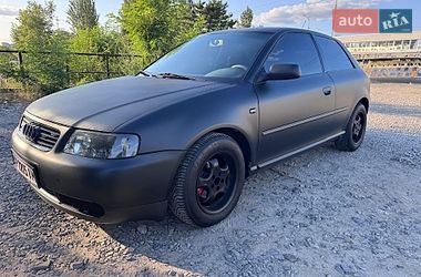 Хэтчбек Audi A3 2002 в Днепре