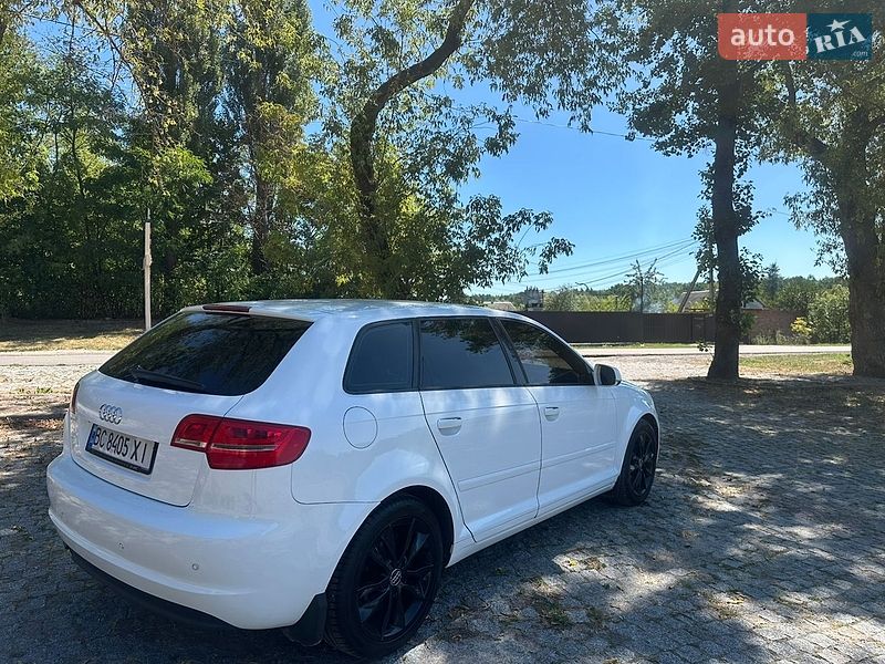 Хетчбек Audi A3 2012 в Львові фото 5 Хетчбек Audi A3 2012 в Львові