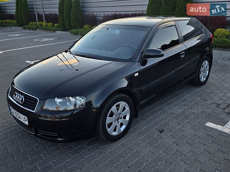 Хетчбек Audi A3 2004 в Черкасах