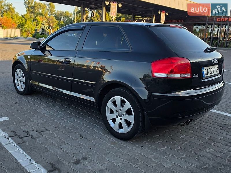 Хетчбек Audi A3 2004 в Черкасах