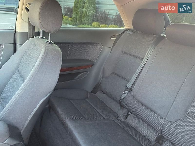 Хетчбек Audi A3 2004 в Черкасах