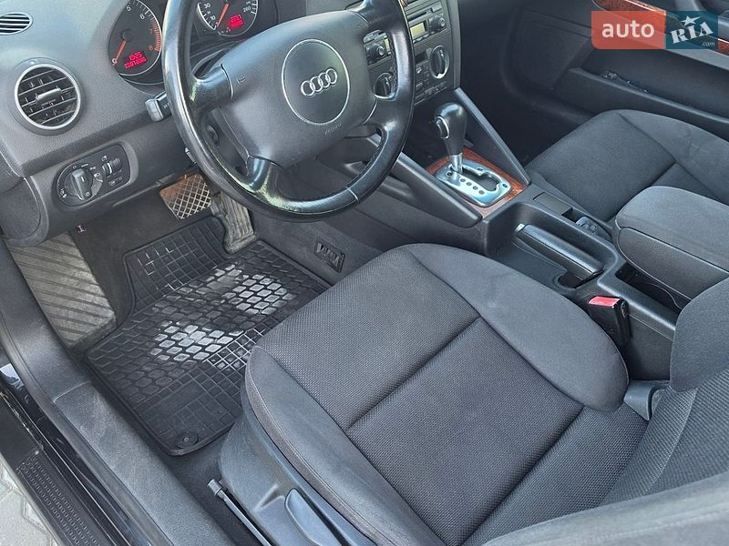 Хетчбек Audi A3 2004 в Черкасах