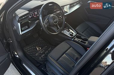Седан Audi A3 2022 в Киеве