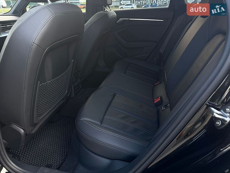 Седан Audi A3 2022 в Киеве