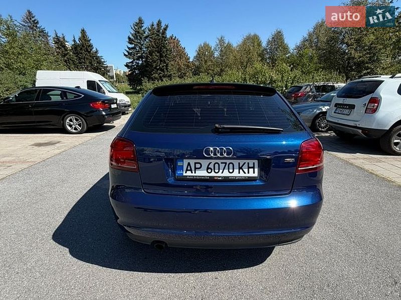 Хэтчбек Audi A3 2012 в Ужгороде