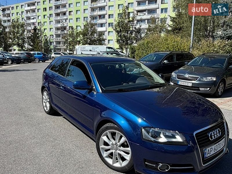 Хэтчбек Audi A3 2012 в Ужгороде