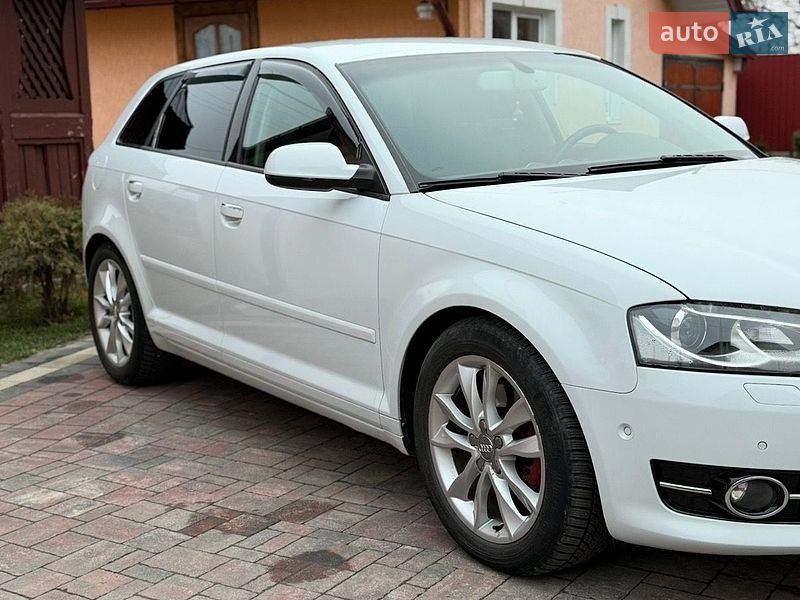 Хетчбек Audi A3 2011 в Сколе
