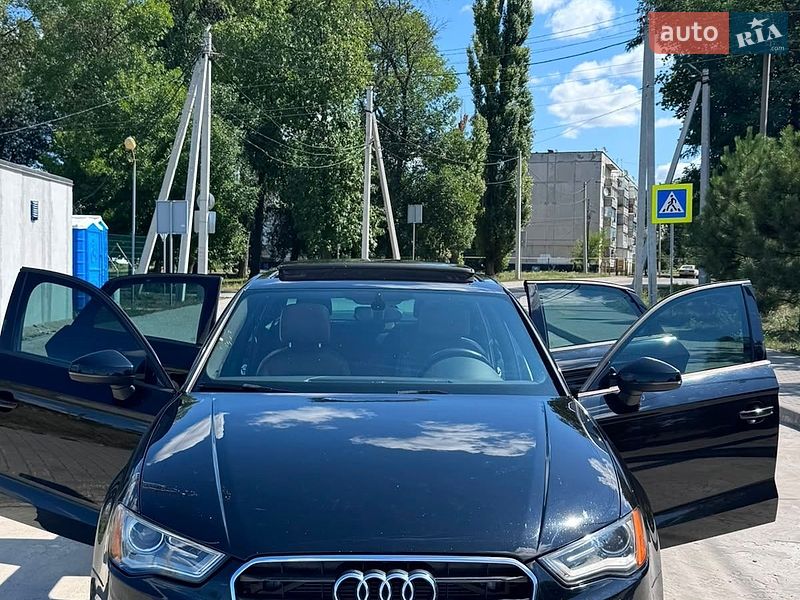 Седан Audi A3 2014 в Синельниково