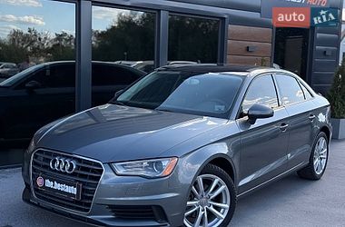 Седан Audi A3 2015 в Ровно