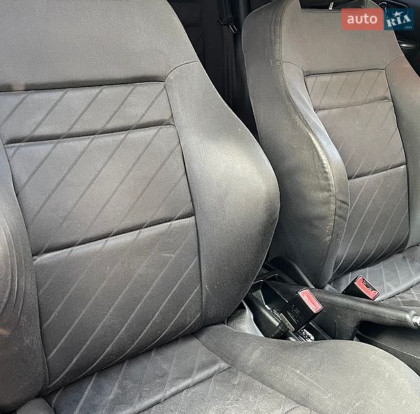 Хэтчбек Audi A3 2000 в Хороле