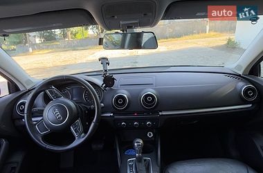Седан Audi A3 2014 в Кодимі