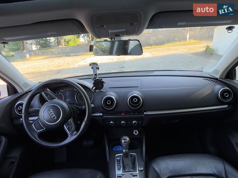 Седан Audi A3 2014 в Кодимі