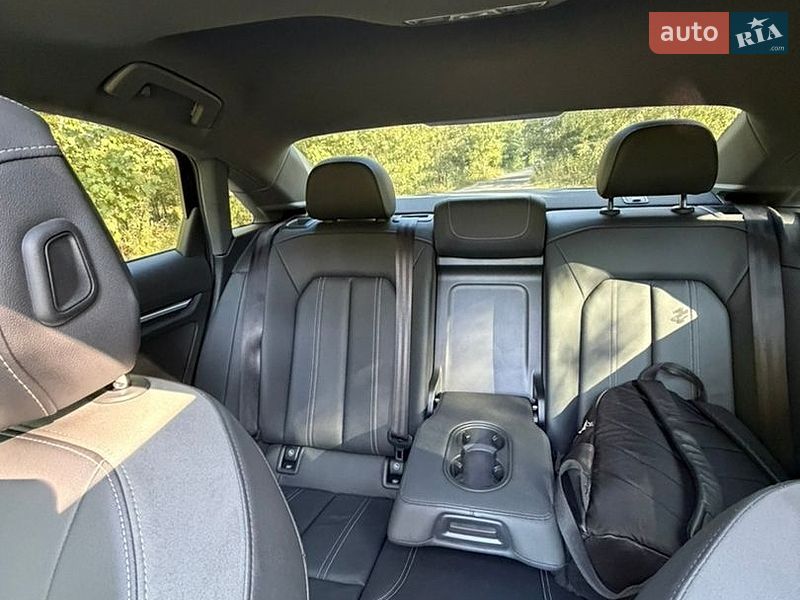 Седан Audi A3 2023 в Киеве