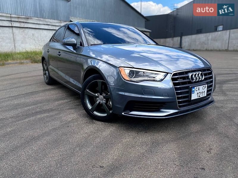 Седан Audi A3 2015 в Києві
