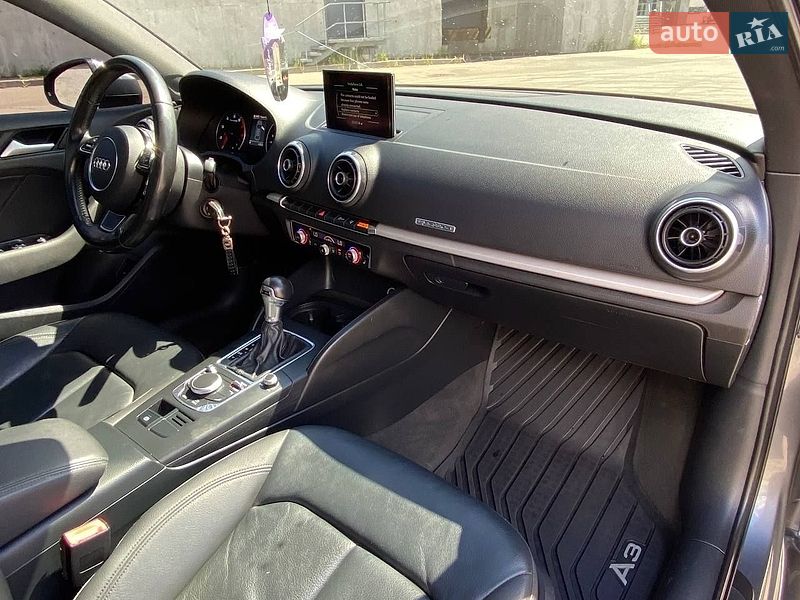 Седан Audi A3 2015 в Києві