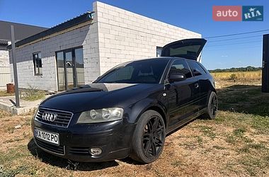 Хэтчбек Audi A3 2004 в Киеве
