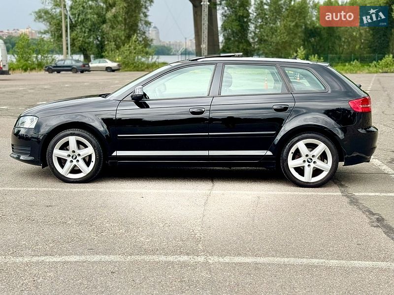 Хэтчбек Audi A3 2010 в Киеве