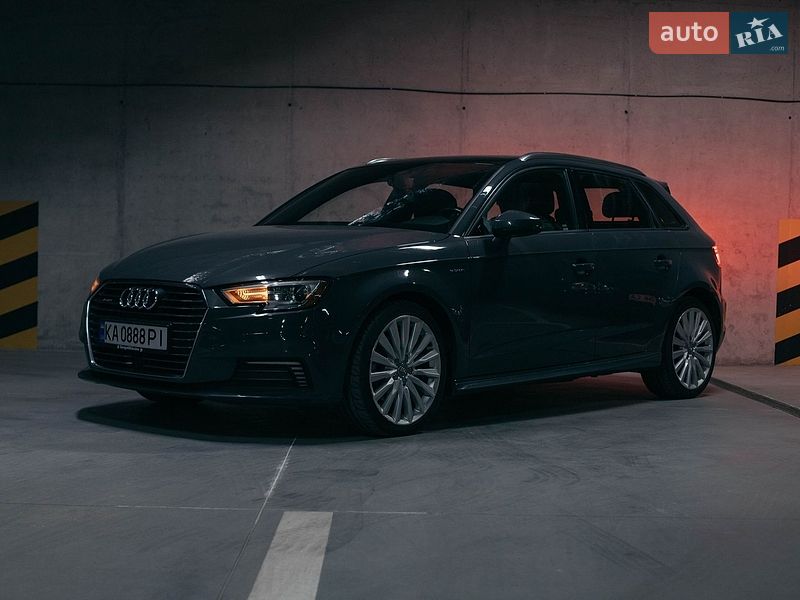 Хетчбек Audi A3 2017 в Києві
