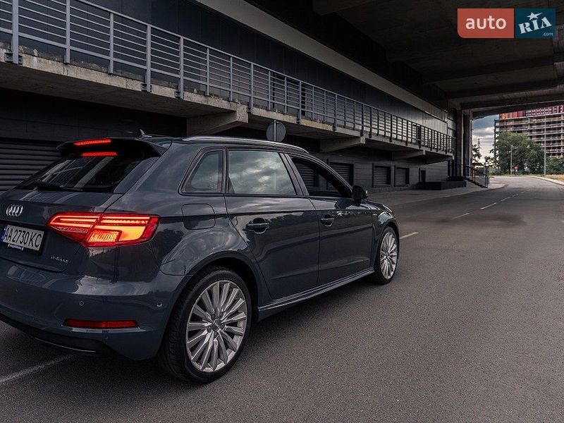 Хетчбек Audi A3 2017 в Києві