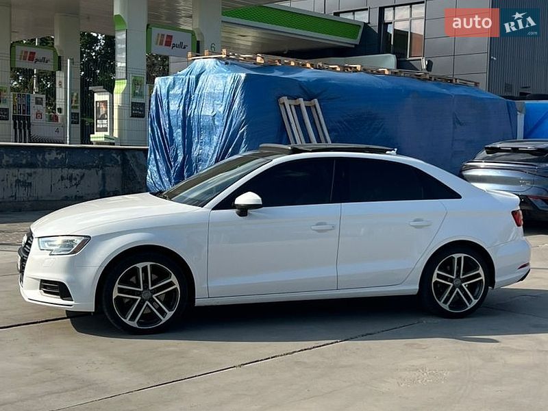 Седан Audi A3 2016 в Білій Церкві