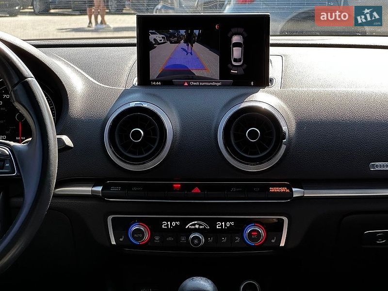 Седан Audi A3 2020 в Івано-Франківську