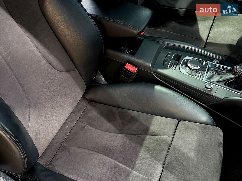Хетчбек Audi A3 2016 в Києві