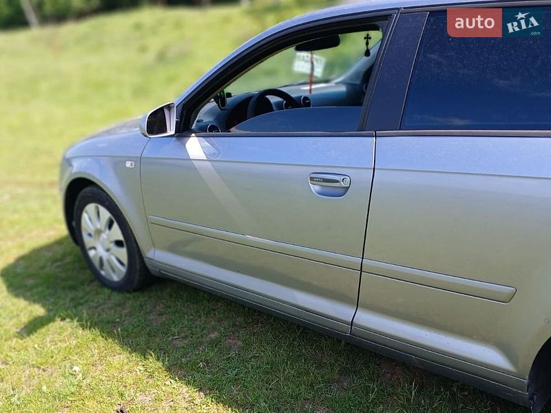 Хэтчбек Audi A3 2006 в Черновцах фото 5 Хэтчбек Audi A3 2006 в Черновцах