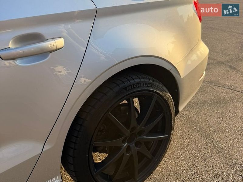 Седан Audi A3 2014 в Харькове