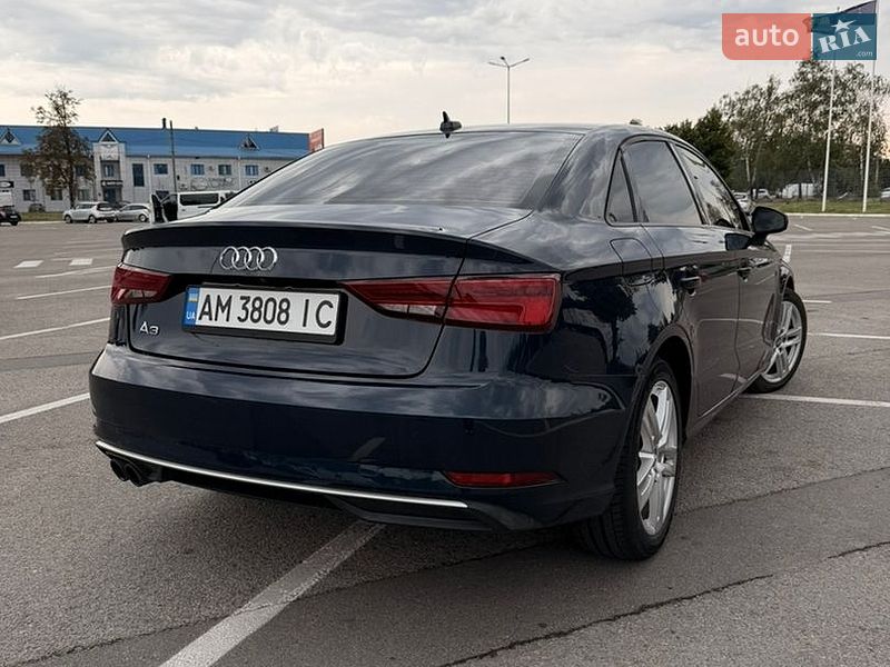 Седан Audi A3 2016 в Житомирі