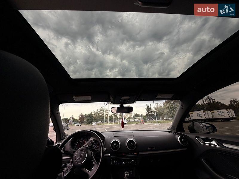 Седан Audi A3 2016 в Житомирі