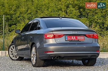 Седан Audi A3 2015 в Дрогобыче
