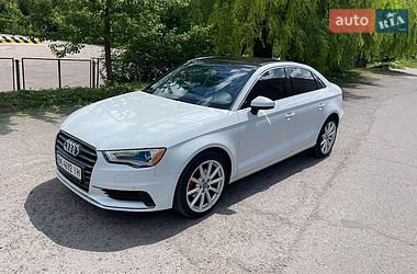 Седан Audi A3 2014 в Рівному