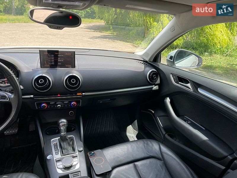 Седан Audi A3 2014 в Рівному