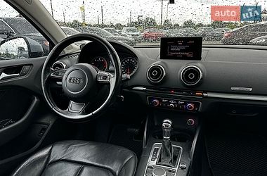 Седан Audi A3 2014 в Ивано-Франковске