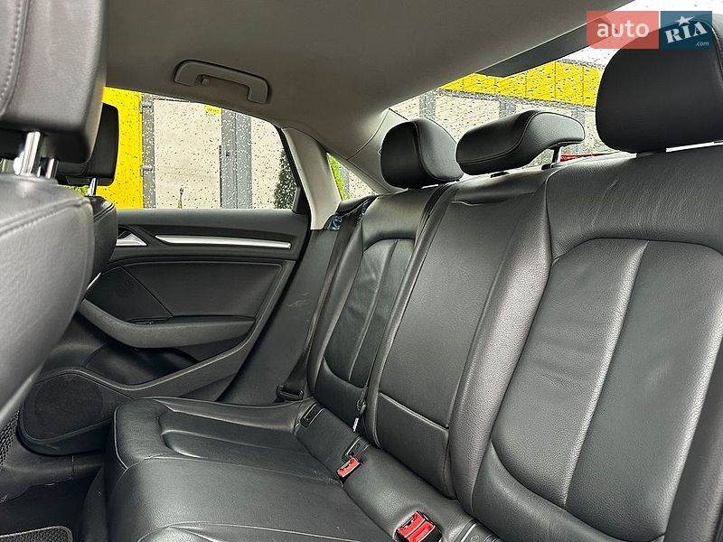 Седан Audi A3 2014 в Ивано-Франковске
