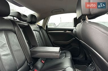 Седан Audi A3 2014 в Ивано-Франковске