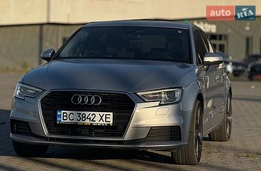 Хэтчбек Audi A3 2018 в Львове