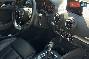 Хэтчбек Audi A3 2018 в Львове