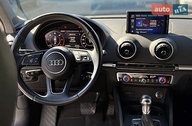 Хэтчбек Audi A3 2018 в Львове