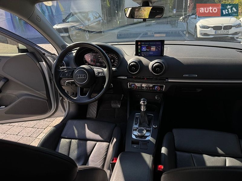 Хэтчбек Audi A3 2018 в Львове